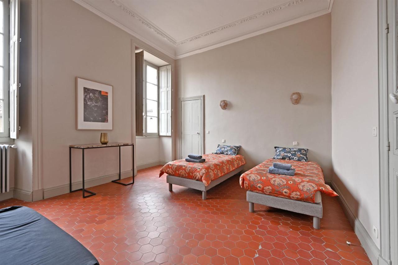 Le Vieux Sextier - Ac Clim - Lumineux - Wifi - Hypercentre Apartment อาวีญง ภายนอก รูปภาพ