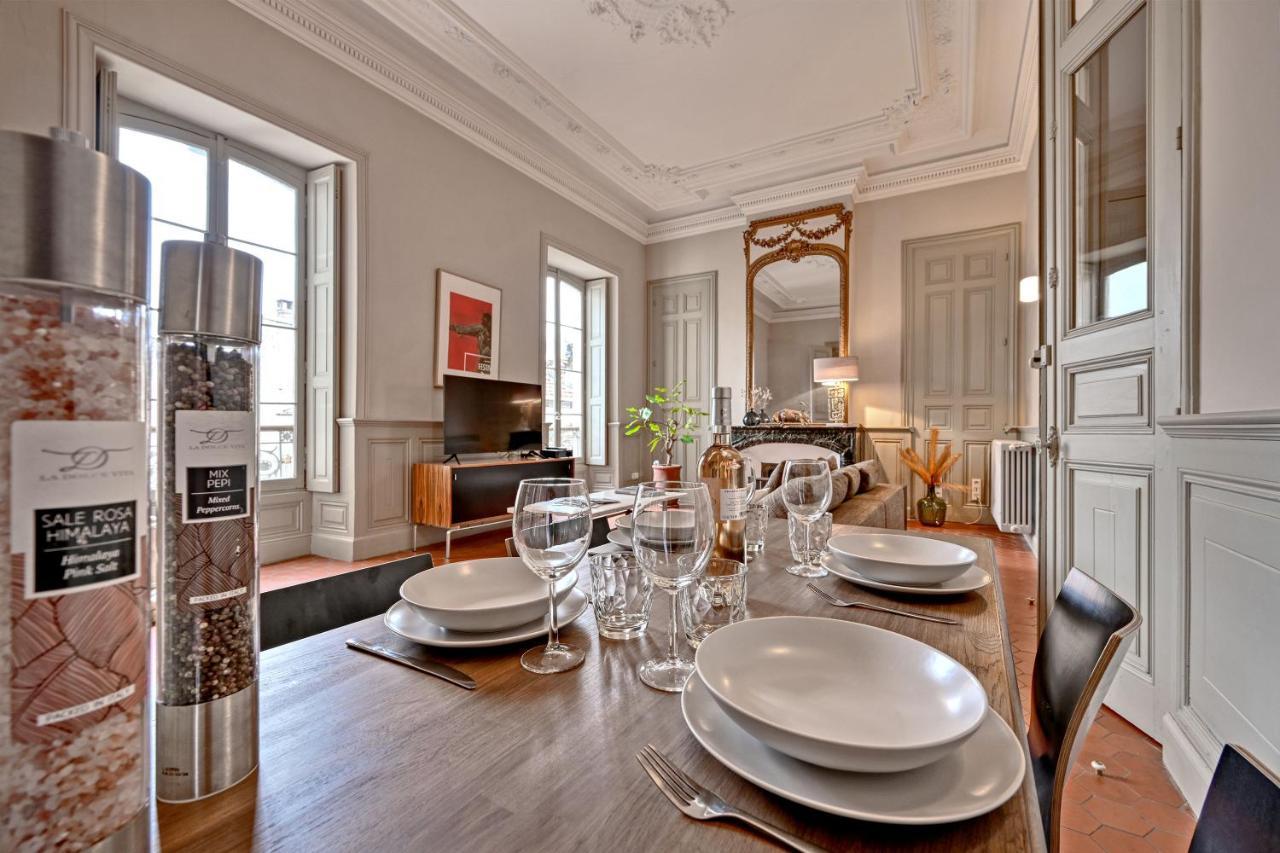 Le Vieux Sextier - Ac Clim - Lumineux - Wifi - Hypercentre Apartment อาวีญง ภายนอก รูปภาพ