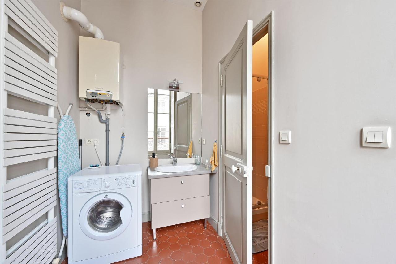 Le Vieux Sextier - Ac Clim - Lumineux - Wifi - Hypercentre Apartment อาวีญง ภายนอก รูปภาพ